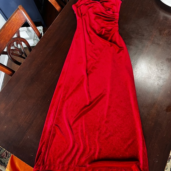 Cherry Red Slinky Dress - Picture 4 of 4